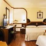 Maria Luisa Hotel 3*