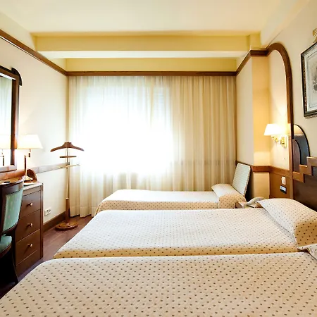 Maria Luisa فندق Burgo