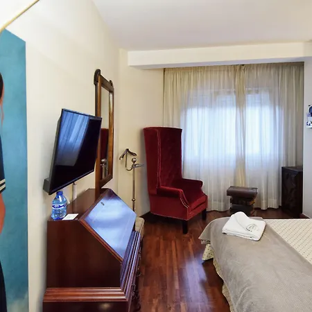 Hotell Maria Luisa Burgo