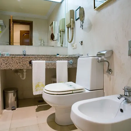 Maria Luisa فندق Burgo