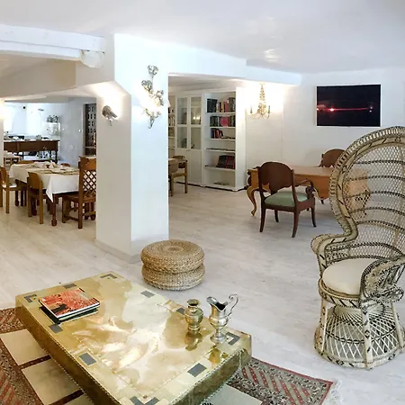 Hotell Maria Luisa 3*