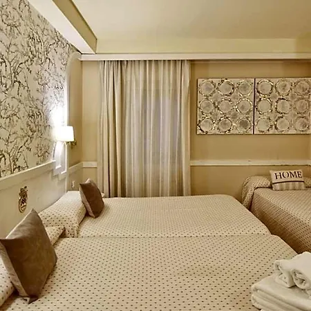 Hotel Maria Luisa 3*