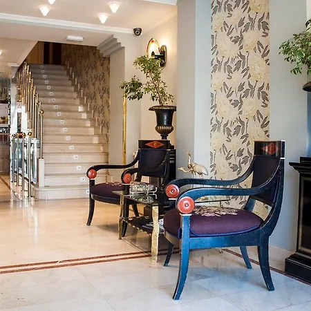 Maria Luisa Hotel 3*