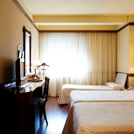Hotel Maria Luisa 3*