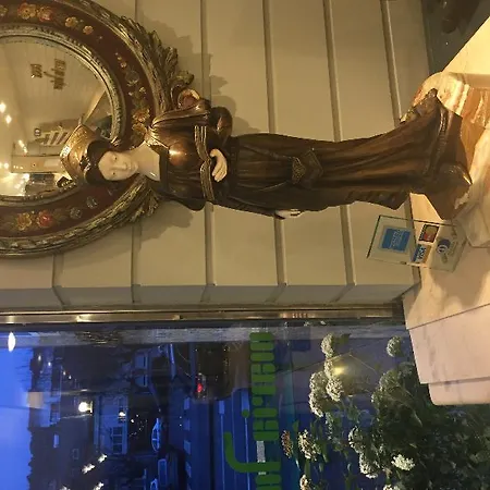 Maria Luisa فندق 3*