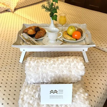 Maria Luisa Hotel 3*