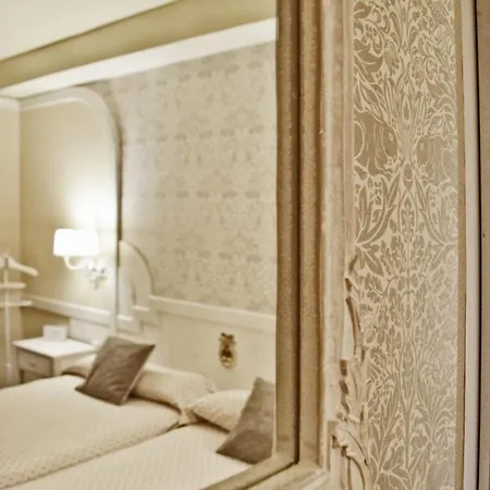 Maria Luisa Szálloda 3*