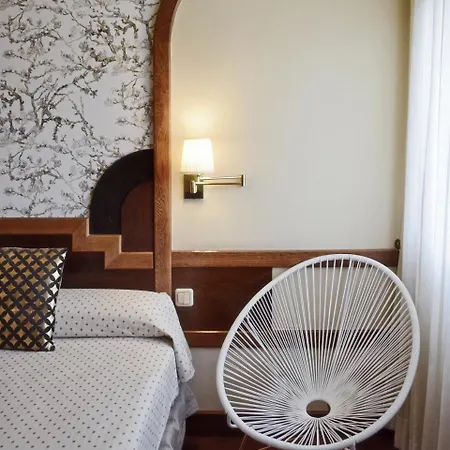 Maria Luisa Hotel