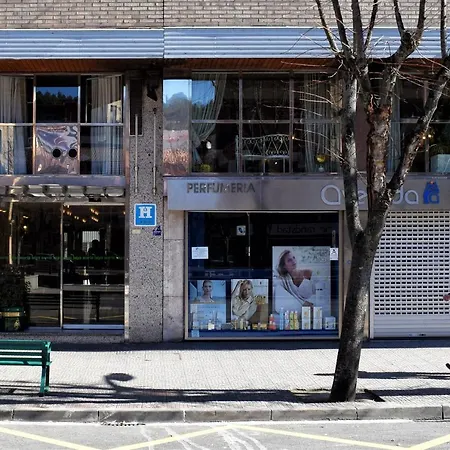 马日亚路易撒酒店 3* Burgo