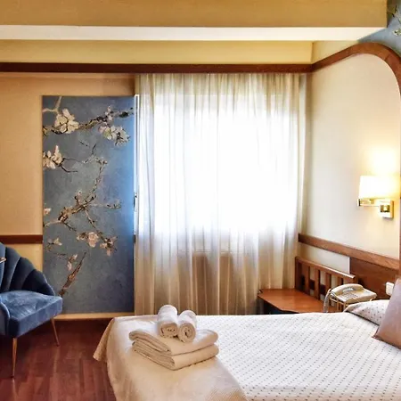 Maria Luisa 3* Burgo