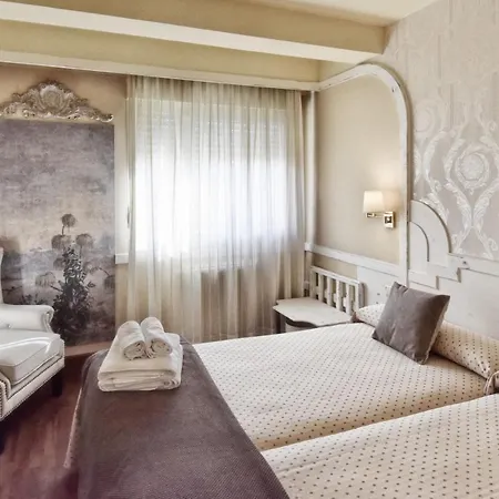 Maria Luisa 3* Burgo