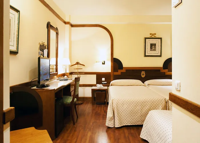 Maria Luisa Hotel 3*