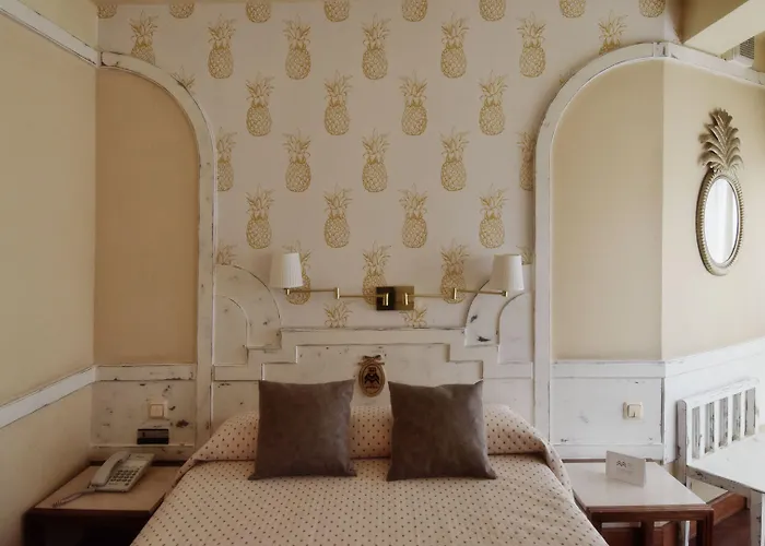 Maria Luisa 3* Burgo