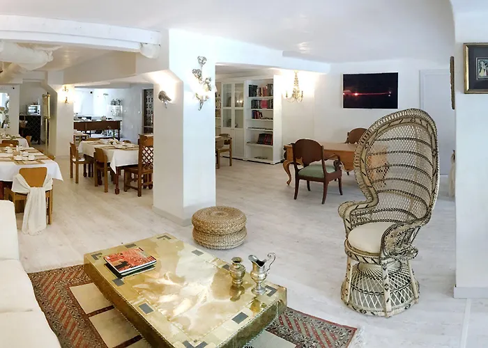 Hotel Maria Luisa 3*