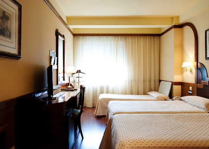 Hotell Maria Luisa 3*