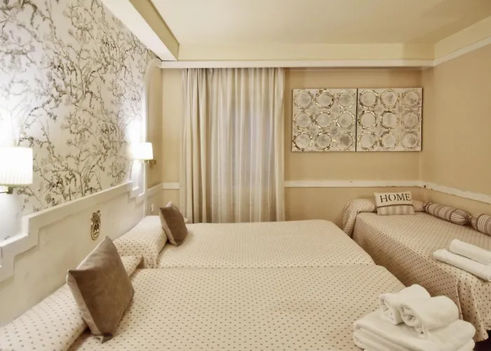 Hotel Maria Luisa 3*